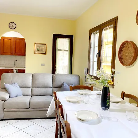 Omu De Anna Holiday home Tertenia
